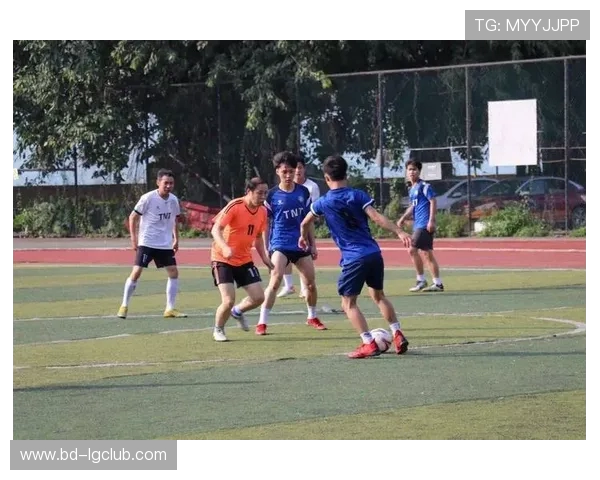 浙江专科学校足球比赛精彩纷呈 激烈角逐助力校园体育发展